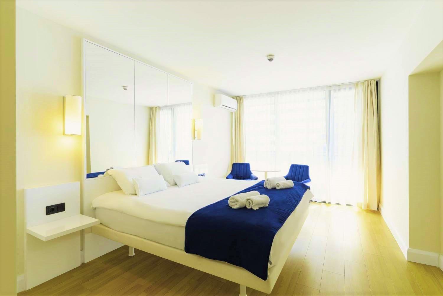 Orbi City Hotel With Sea View Batumi Exterior photo
