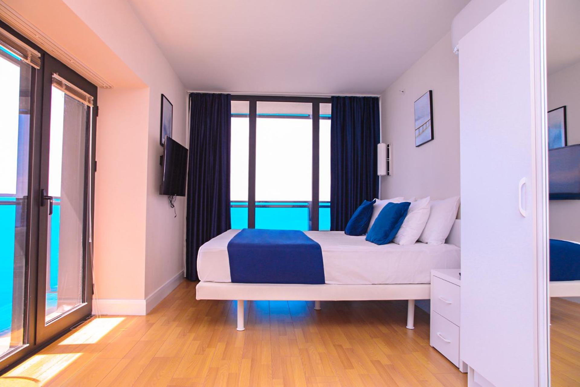 Orbi City Hotel With Sea View Batumi Exterior photo